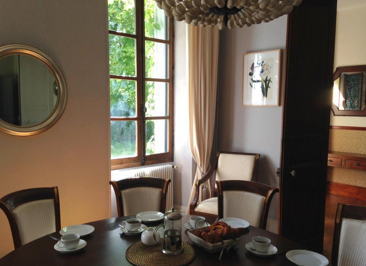 Вілла Manoir Le Bourg, Touffailles Екстер'єр фото